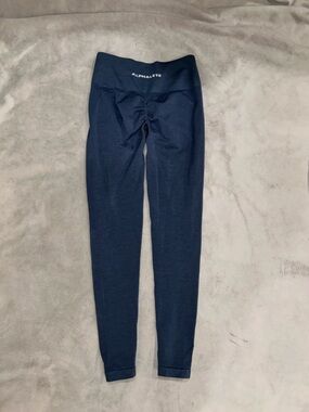 Alphalete Navy High-Waist Scrunch Leggings